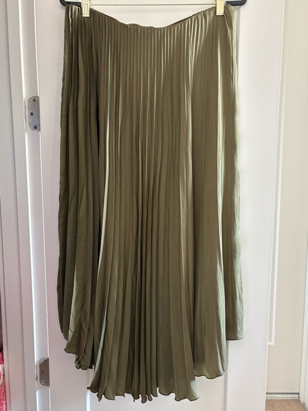Tahari Olive Green Pleated Maxi Skirt Size L